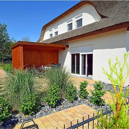 Holiday home Kliffrand 16 Comfortable Glowe